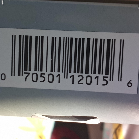 NEUTROGENA 20% VITAMIN C SERUM (30) & RAPID TONE REPAIR Cream - Picture 4 of 4